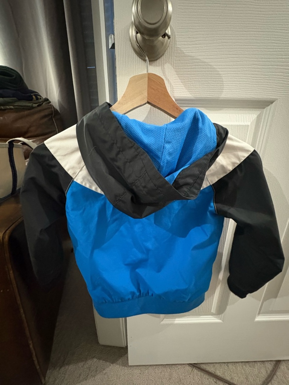 Nike Spring Jacket, 4T - Picture 2 of 3